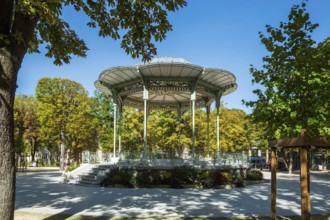 Vichy, listed as World Heritage by UNESCO. Park bandstand. Source Park. Allier. Auvergne Rhone