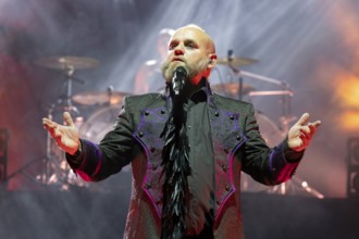 Martin Engler, Singer, Mono Inc., Dark-Rock Band, D, live on Live 2025 Tour at Columbiahalle Berlin