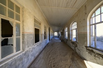 Former residential building, interior photo, Kolmanskop, restricted diamond area, near Lüderitz,