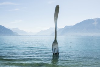 La Fourchette, the fork, sculpture by Jean-Pierre Zaugg, Vevey, Lake Geneva, Lac Léman, Canton of