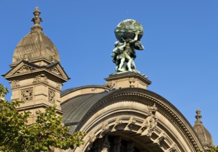 Main front of the main railway station with Atlas carrying the globe on his shoulders, Frankfurt am