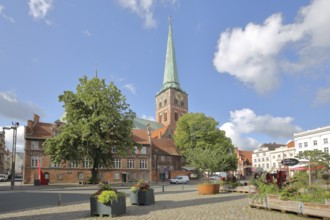 Romanesque St Jakobi Church built in 1334, Brick Romanesque, Brick church, Jakobikirche, Koberg,