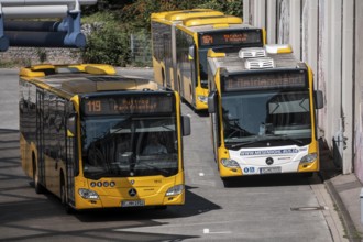 Public transport stop, bus station, local buses in Essen-Steele, bus and S-Bahn junction, Essen,