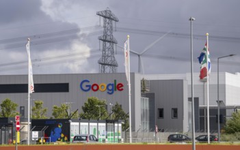 The Google Datacenter, data centre in Eemshaven, on over 44 hectares, is being expanded, powered by