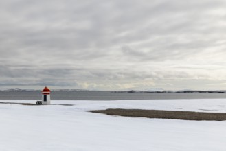 Small Lighthouse, Kinvika, Muchinsonfjord, Spitsbergen, Svalbard