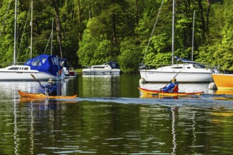 Kayaks and Boats on Windermere Lake, Fell Foot Park, Lake District, Cumbria, England, United