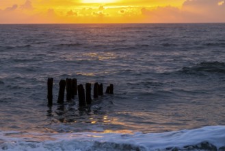 Sunset by the sea, waves, North Sea, Rantum, Sylt, Schleswig-Holstein