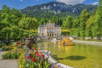 Water parterre with golden fountain and the front view of Linderhof Palace, Ettal, Ammertal, Upper