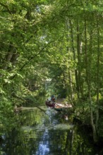 Canoe landing stage Bolter Mühle, people, Alte Fahrt canal, Mecklenburg Lake District,