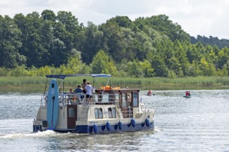Houseboat, Mössensee, Mecklenburg Lake District, Mecklenburg-Western Pomerania, Germany