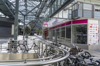 Shopping mall Die Luminaden, in the city centre of Leverkusen, older shopping centre from 1972,