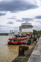 Cruise ships, Bordeaux, Gironde, Nouvelle-Aquitaine, France