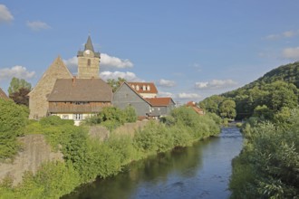 St Bartholomew's Church and Werra, bank, houses, idyll, Themar, cobblestone, Thuringia, Germany