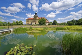 Johannisteich, castle park, Museum Zeitzer Schloss Moritzburg, early baroque style, water