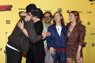 Marc Hosemann, Milan Peschel, Oliver Rihs, Jule Böwe and Jella Haase at the #SchwarzeSchafe