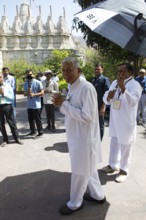 Pujya Deepakbhai, spiritual master, Adinath temple in Ranakpur, Jain temple, Rajasthan, India