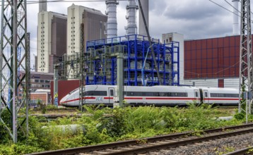 Bridge at Camberger Straße, Galluswarte, Deutsche Bahn, tracks and trains, Frankfurt am Main,