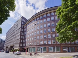 The Sprinkenhof is one of the Kontorhaus office buildings that were built in Hamburg's city centre