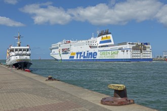 TT-Line ferry Peter Pan leaving, excursion boat, Warnow, Warnemünde, Rostock, Mecklenburg-Western