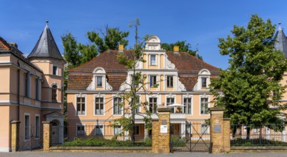 Historic building, Friedrich-Ebert-Straße, Potsdam, Brandenburg, Germany