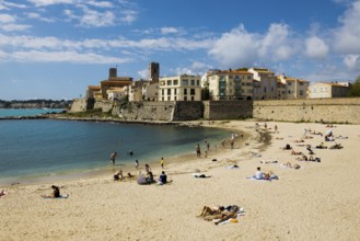 Beach and old town, Plage de la Gravette, Antibes, Provence Alpes Côte d'Azur, South of France,