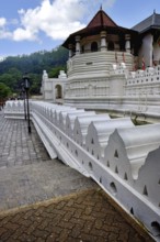 Temple of the sacred Tooth Relic or Sri Dalada Maligawa, Octagonal tower, Kandy, Sri Lanka