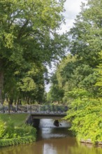 Historic peat canal to the peat harbour at the Bürgerpark from 1866, canoe, bridge, bicycles,