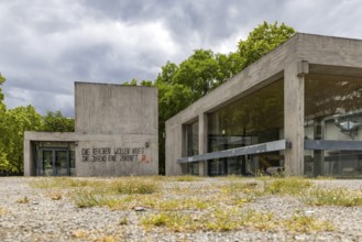 The rich want war. The youth want a future. Illegal protest at a building near the University of