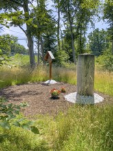 Free-standing stone column on the right Monument with inscription in memory of Bernd Rosemeyer,
