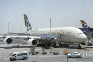 Aircraft Etihad Airways, A6-APD, Airbus A380-800, Abu Dhabi, United Arab Emirates