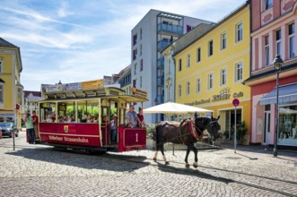 Döbeln tram, historic horse-drawn tram at Döbelner Untermarkt, rail transport, public transport,