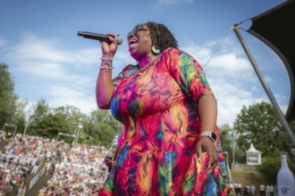 Dynelle Rhodes (Armstead), singer of the Weather Girls at the Berliner Rundfunk 91.4 Open Air in