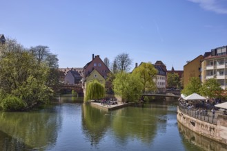Flea market island, river Pegnitz, river island, pedestrian bridges, historic buildings, trees,