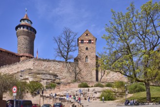 Imperial Castle, St. Walburgis Castle Chapel, Sinnwell Tower, monkey rock, castle, round tower,