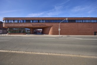 Fire Station 1, modern architecture, driveway, street, blue sky, ReutersbrunnenstraÃŸe, Nuremberg,