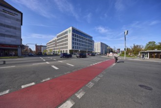 AOK Bayern branch office Nuremberg, modern architecture, pedestrian crossing with traffic lights,