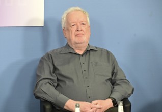 Prof Hans von Storch (University of Hamburg, Ocean University of China) takes part in a panel