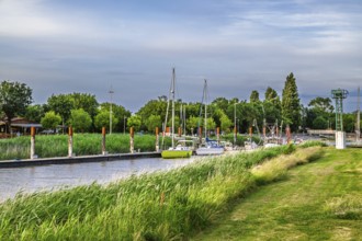 Marina Port des Callonges, Canal des Callonges and Gironde Estuary, Braud-et-Saint-Louis, France