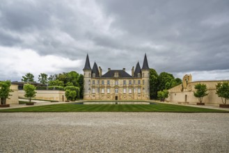 Vineyard of Chateau Pichon Longueville Baron Vineyard and grape fields around Pauillac, Bordeaux,