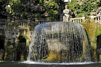 Ovato Fountain Fontana dell'Ovato, Renaissance garden of Villa d'Este, water features, fountains,