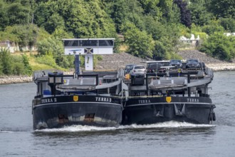 Cargo ship on the Rhine, car transporter Terra 2, Duisburg, North Rhine-Westphalia, Germany
