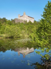 Willibaldsburg Castle is reflected in the River AltmÃ¼hl, AltmÃ¼hltal, EichstÃ¤tt, Upper Bavaria,