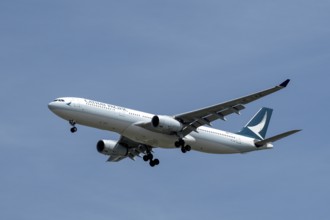 Aircraft Cathay Pacific, B-LAZ, Airbus A330-300