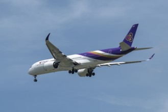 Aircraft Thai Airways, HS-THR, Airbus A350-900