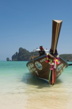 Longtail boat, Loh Dalum Beach, Koh Phi Phi, Krabi, Andaman Sea, Thailand