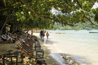 Beach bar, Loh Dalum Beach, Koh Phi Phi, Krabi, Andaman Sea, Thailand