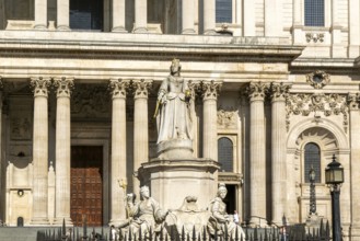 Queen Anne statue, St Paul's cathedral church, City of London, England, UK monarch in 1710 when