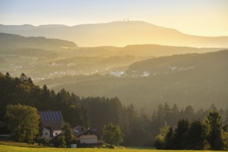 View from the Rossberg to the Hohenbogen (High Arch), landscape with forest, meadows and mountains