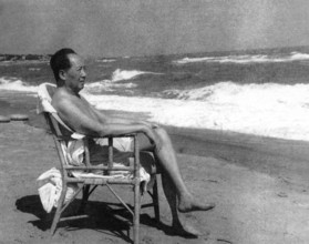 Portrait of Mao Zedong or Mao Tse-tung, relaxing on the beach, ca. 1960s