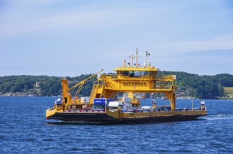 The car ferry SATURNUS, which operates as a floating road between the archipelago, navigates off